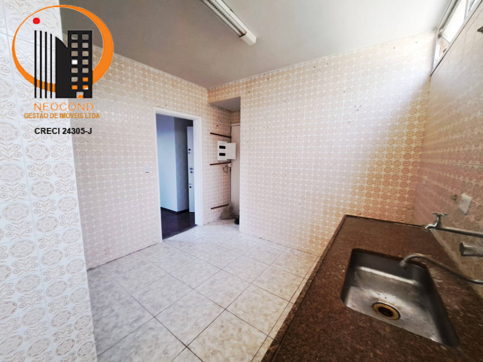 Apartamento para alugar com 3 quartos, 96m² - Foto 4