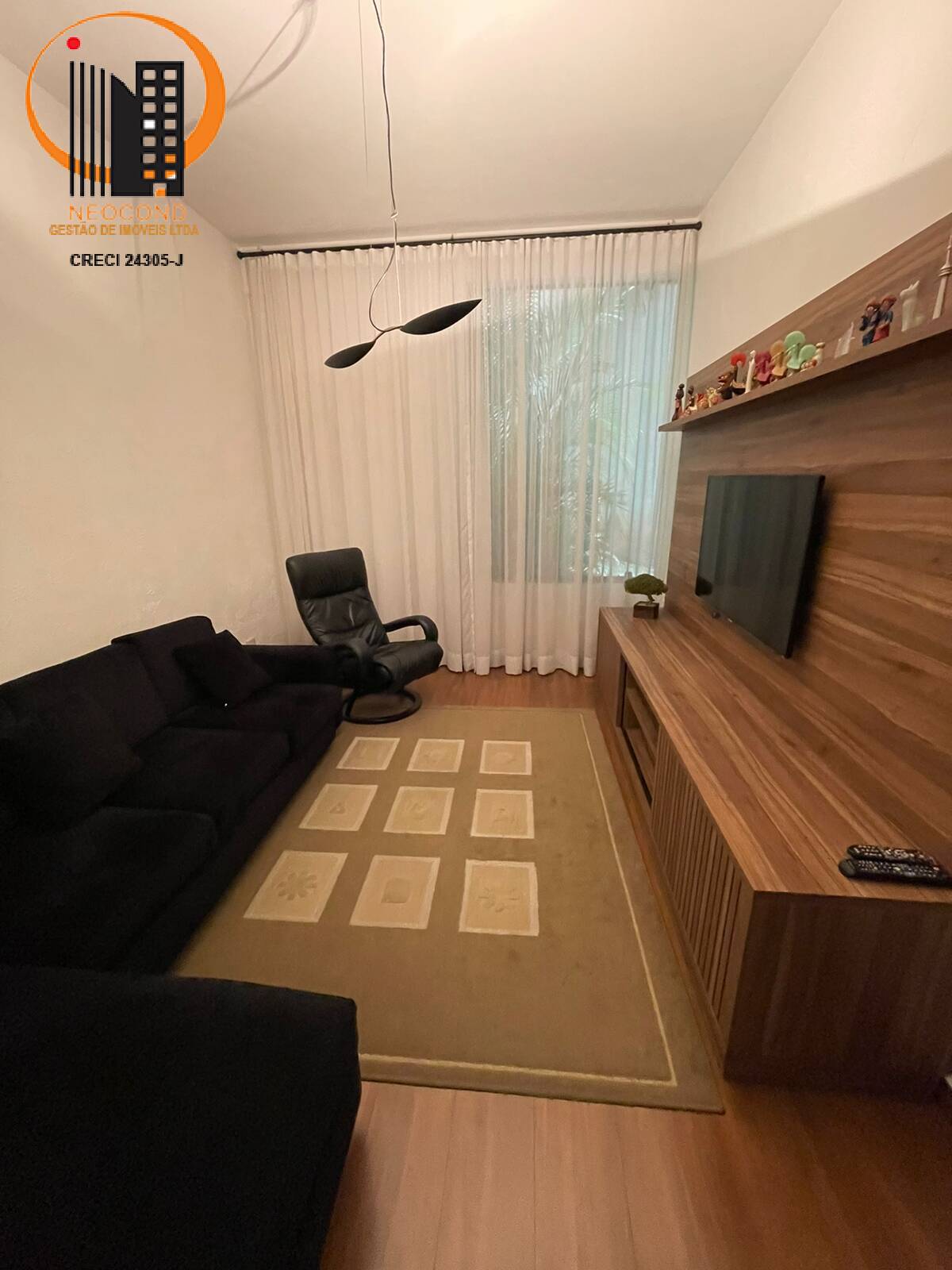 Casa à venda e aluguel com 4 quartos, 322m² - Foto 8