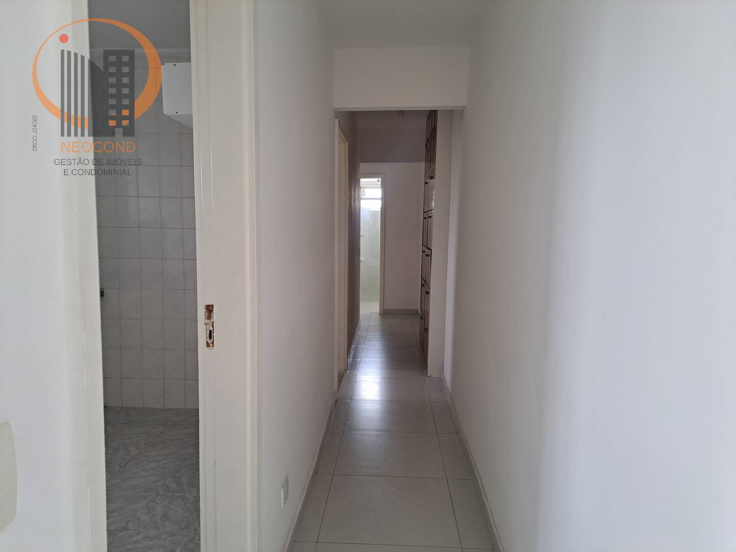 Apartamento para alugar com 2 quartos, 70m² - Foto 7