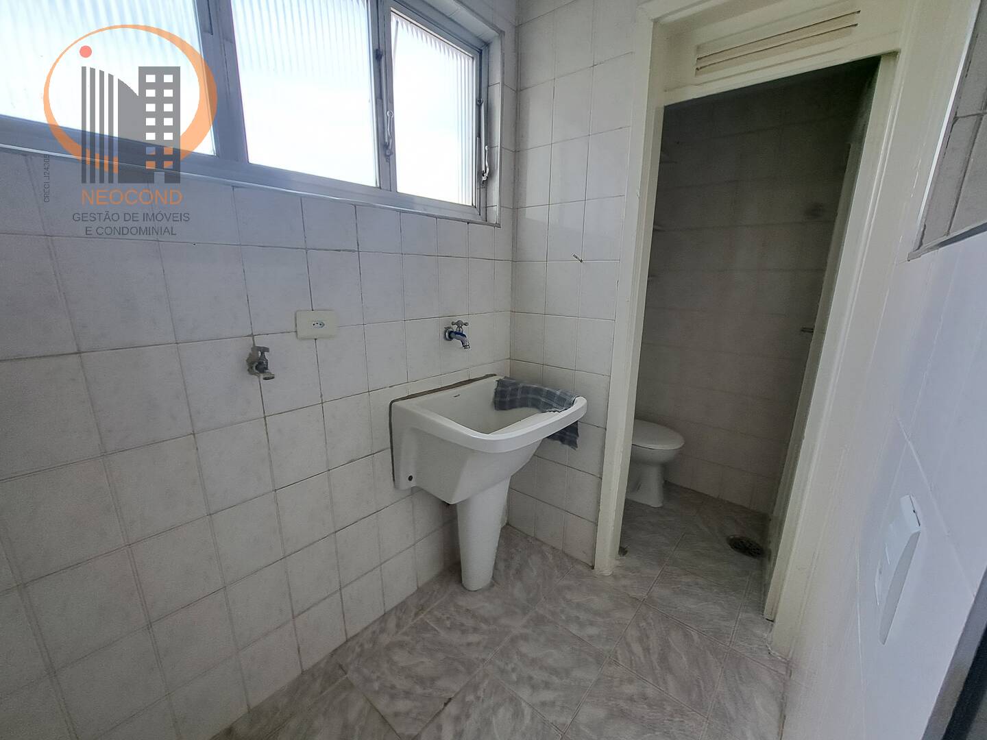 Apartamento para alugar com 2 quartos, 70m² - Foto 9