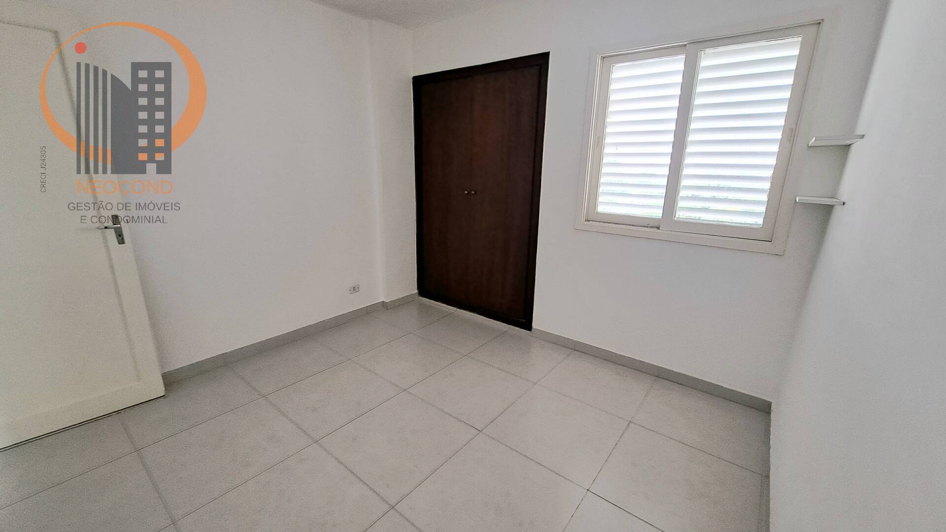 Apartamento para alugar com 2 quartos, 70m² - Foto 17