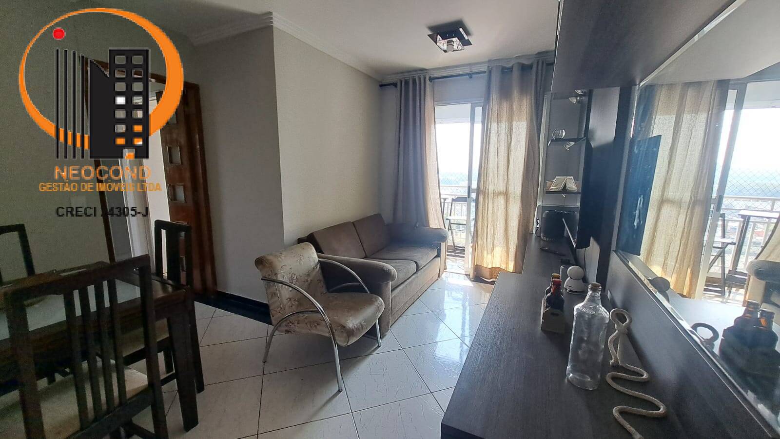 Apartamento à venda com 3 quartos, 68m² - Foto 1