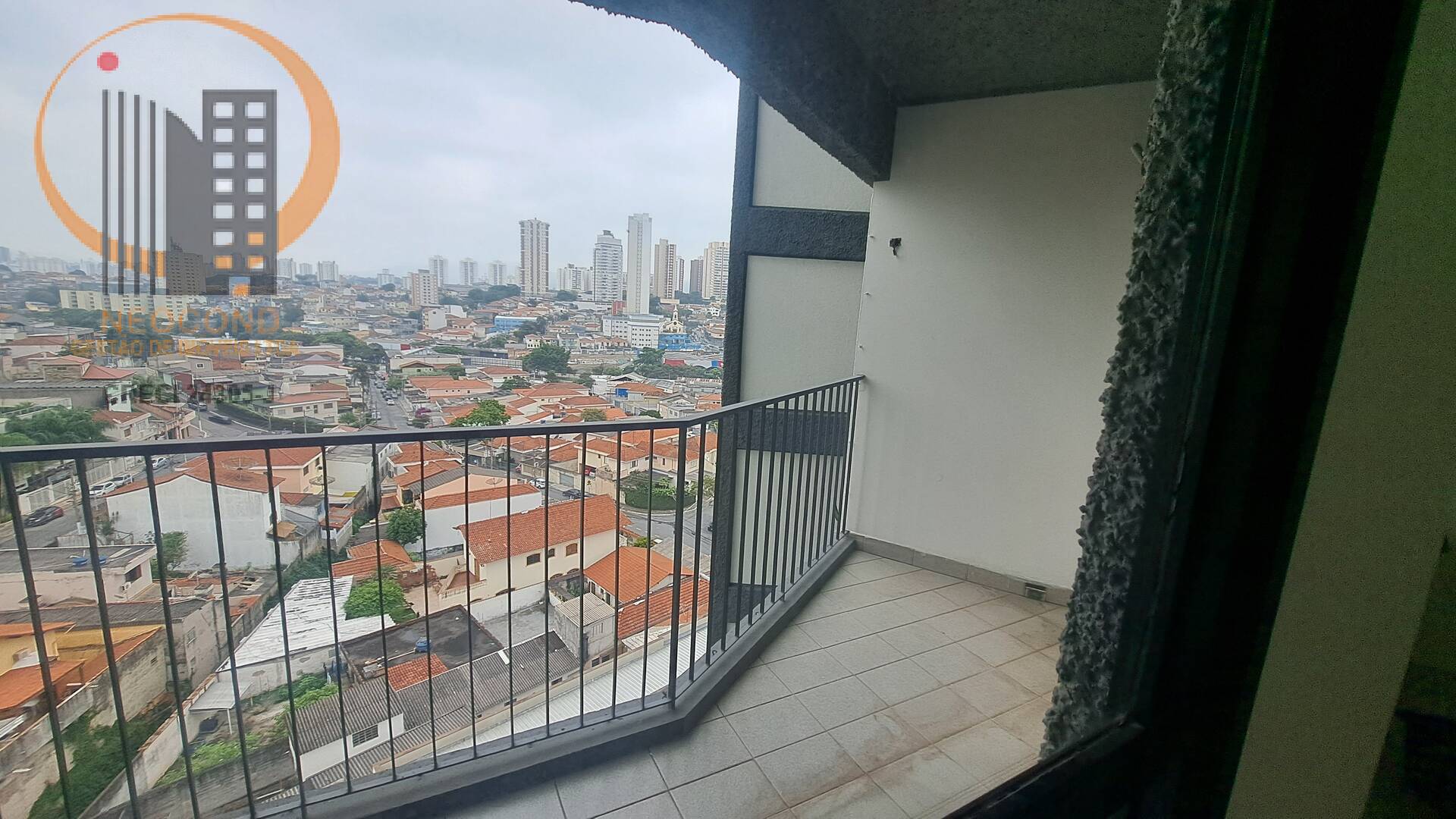 Apartamento à venda com 3 quartos, 90m² - Foto 1